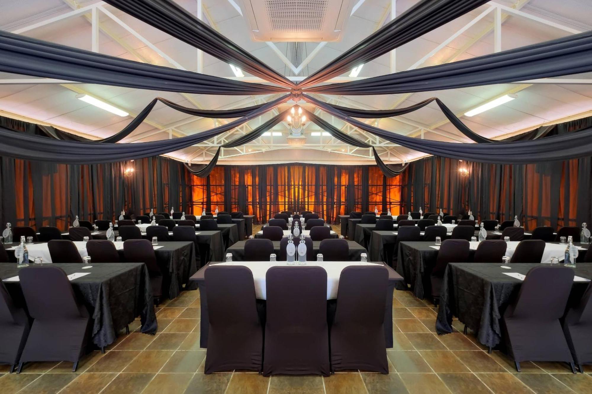 Protea Hotel By Marriott Polokwane Landmark Ngoại thất bức ảnh