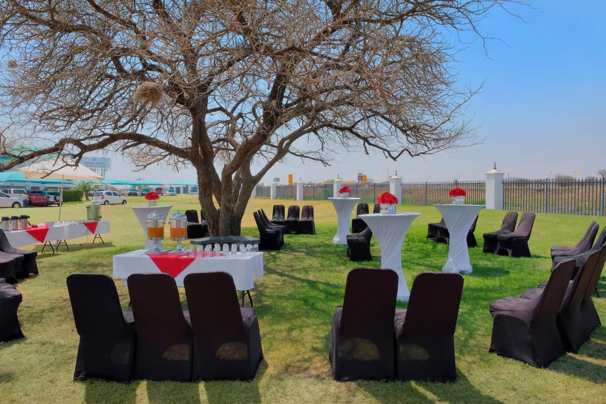 Protea Hotel By Marriott Polokwane Landmark Ngoại thất bức ảnh
