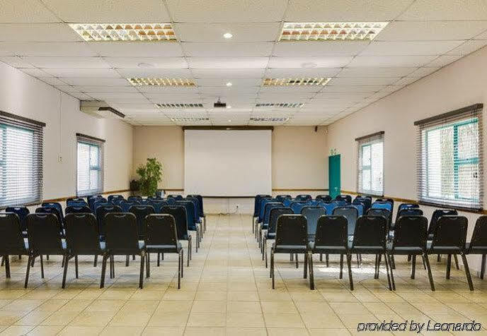 Protea Hotel By Marriott Polokwane Landmark Ngoại thất bức ảnh